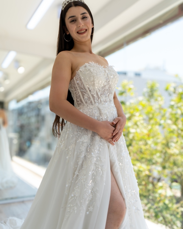 Madame Lara Moda Evi 