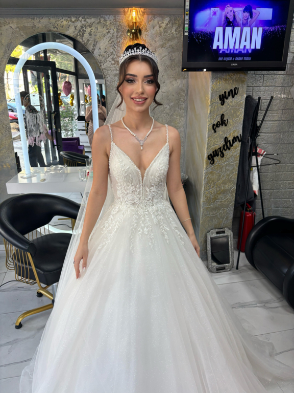 Nazan Saç Tasarım Make-up