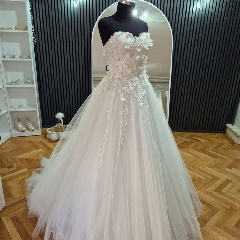 Les Belleza Moda Evi - 6-25 - 1