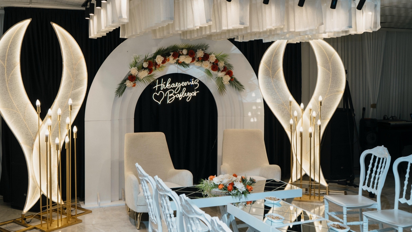 Sever Hall Organizasyon