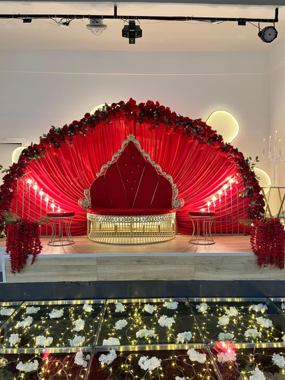 Sever Hall Organizasyon