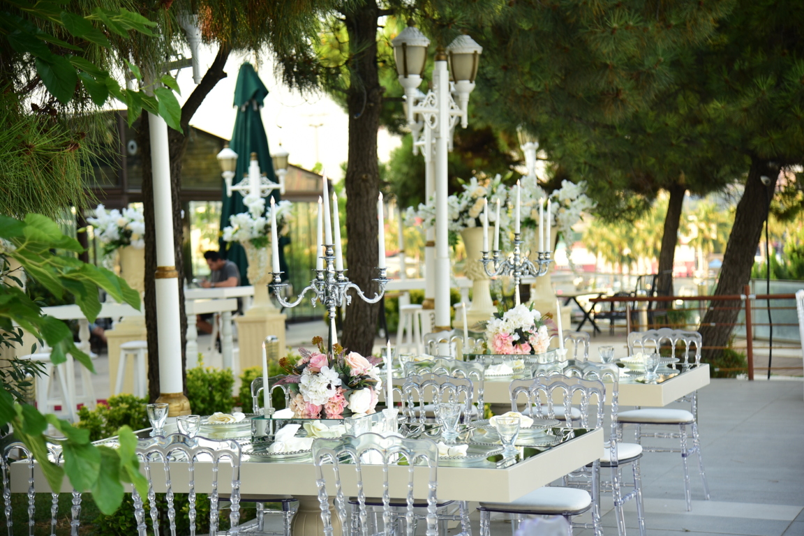 Suare Event Garden