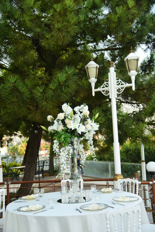 Suare Event Garden
