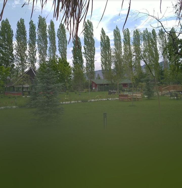 Bizim Kır Bahçesi