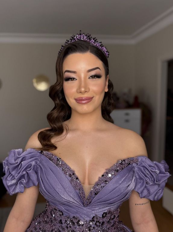 Make Up Semra Aykanat