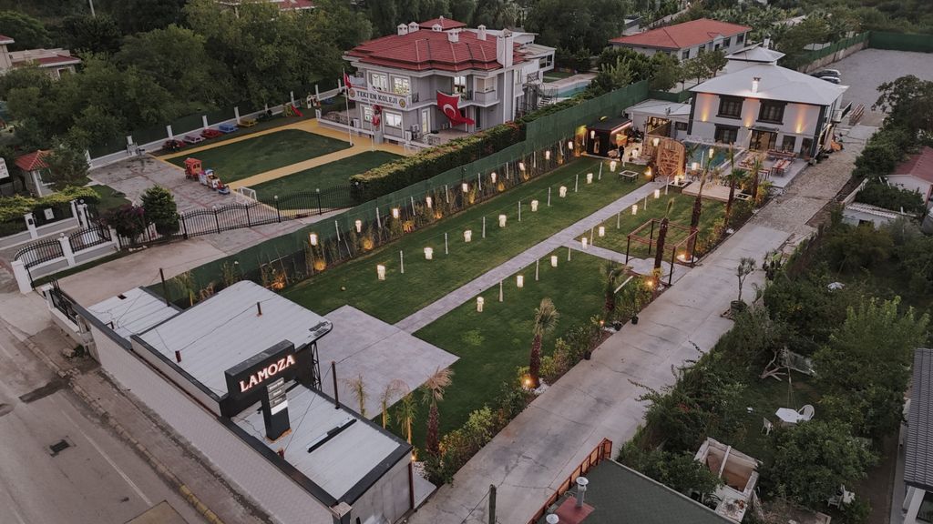 Lamoza Event & Wedding