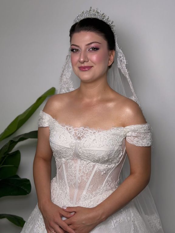 Büşra Gövenç Hair Makeup Studio - 2604665