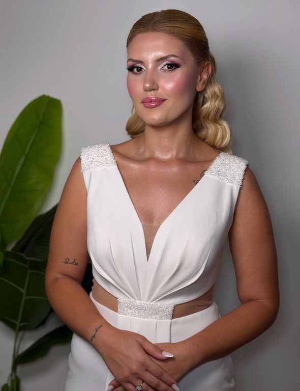 Büşra Gövenç Hair Makeup Studio - 2604661
