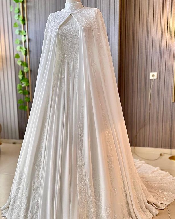 BM 7-25 A Kesim Tesettür Dekoltesiz Gelinlik 4