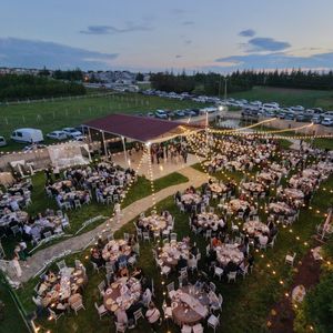 Pella Garden