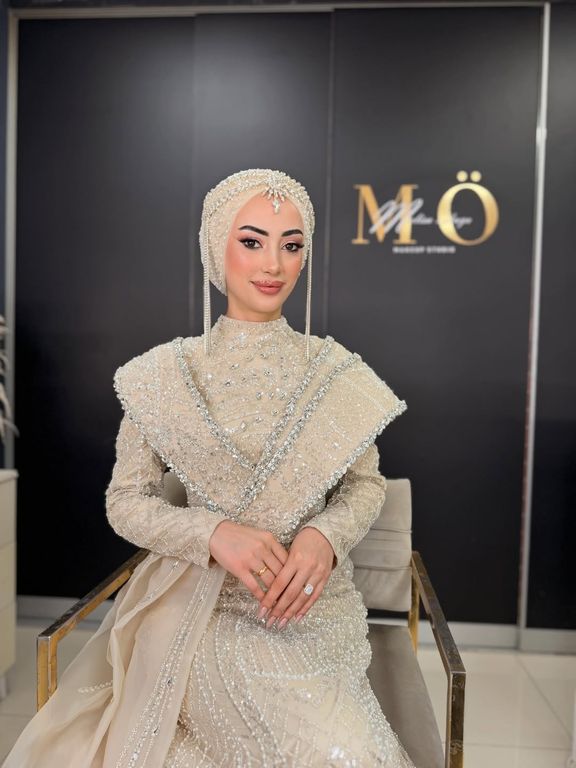 Melisa Özkaya Make Up & Türban Tasarım - 2604627