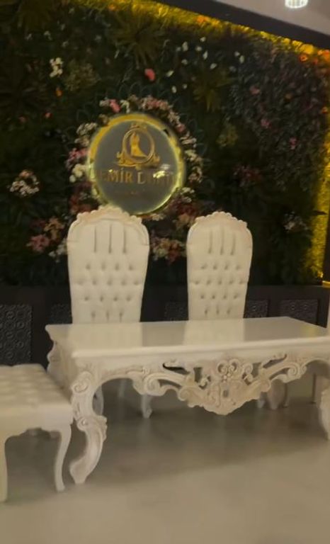 Demir Düğün Sarayı