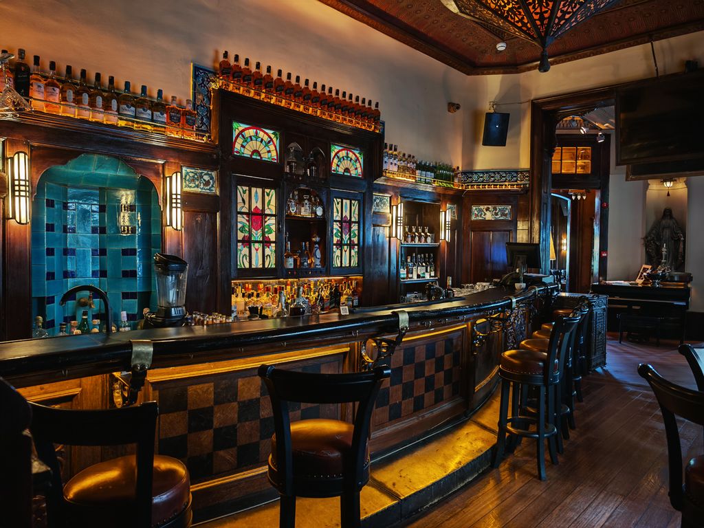 Zihni Pub