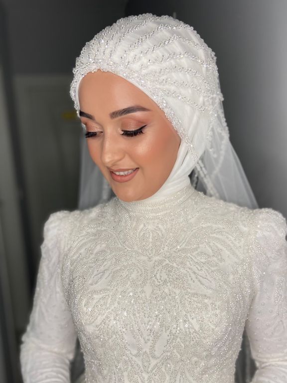 Esila Bayan Kuaförü