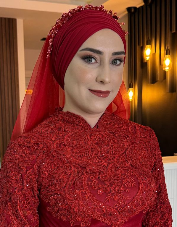 Esila Bayan Kuaförü