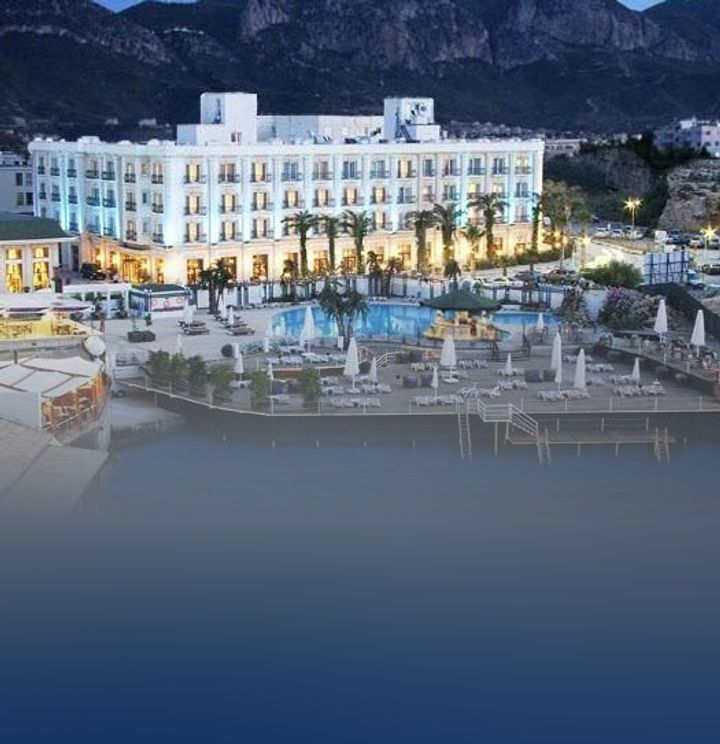 Rocks Hotel & Casino