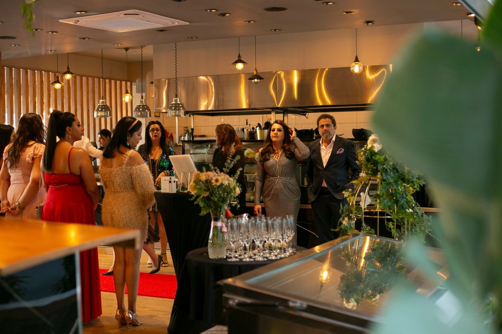 İzba Davet ve Kutlama