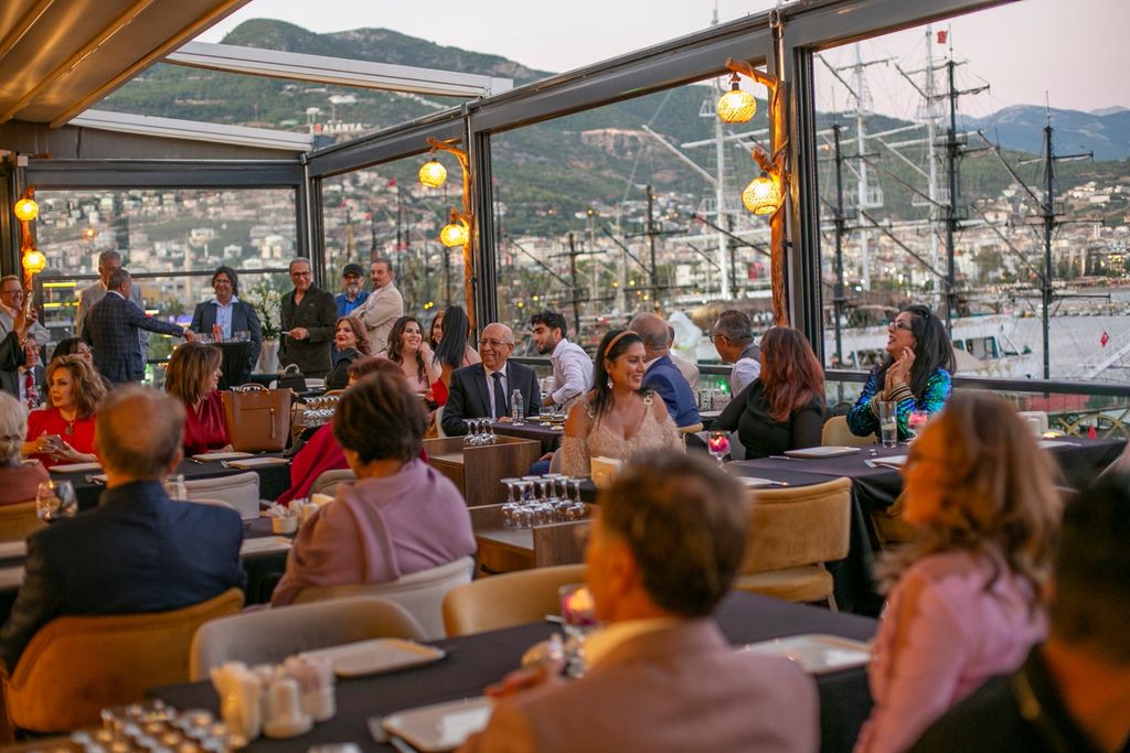 İzba Davet ve Kutlama