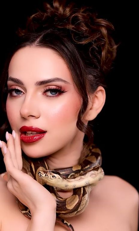 Suleha Emektar Gelin Hazırlık ve Makyaj