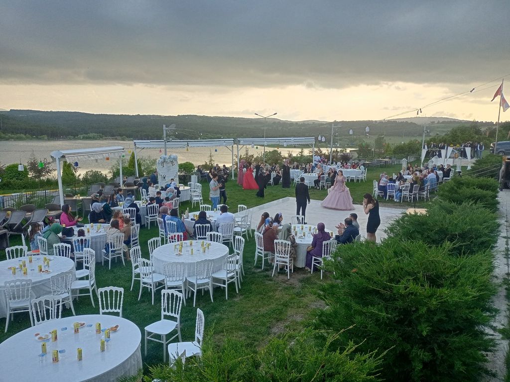 Limon Cafe Davet Evi