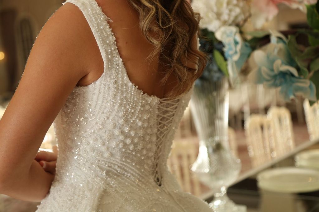 Atalay Gelinlik Feride Karadağ