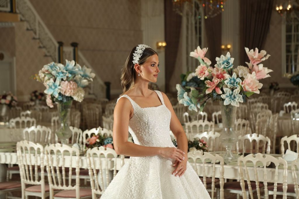 Atalay Gelinlik Feride Karadağ