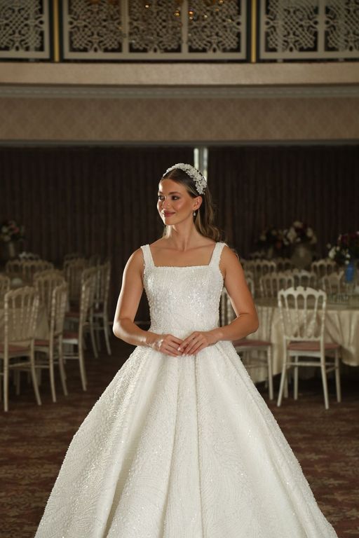 Atalay Gelinlik Feride Karadağ