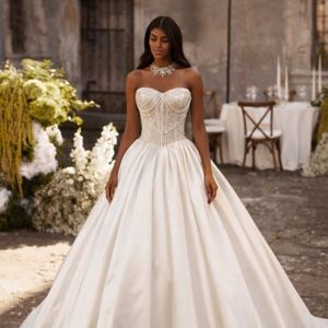 Piraye Wedding Dress