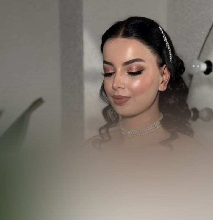 Sevgi Gündüz Makeup Studio
