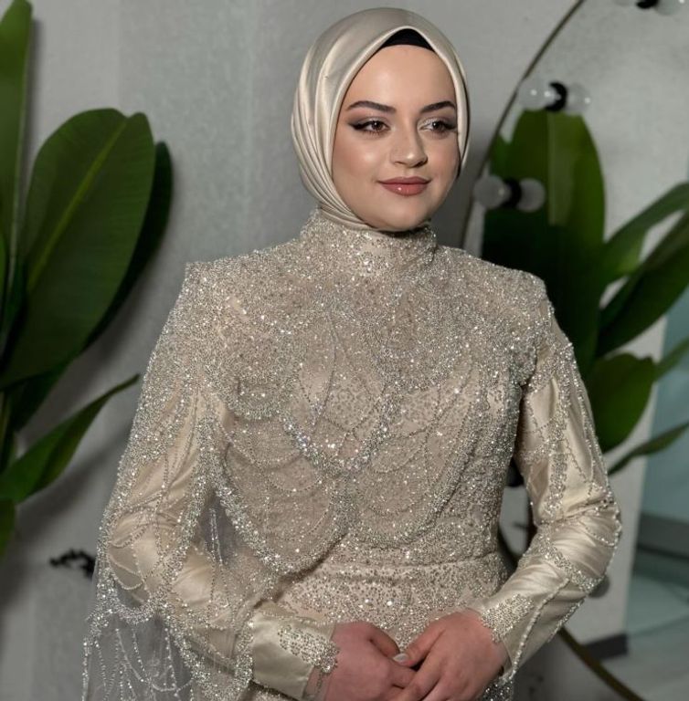 Sevgi Gündüz Makeup Studio