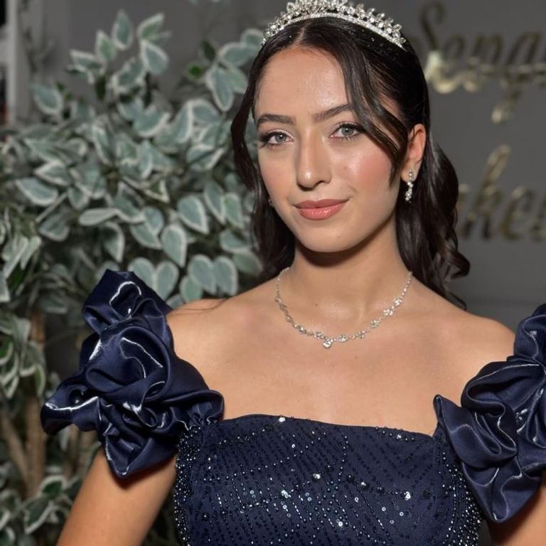 Sevgi Gündüz Makeup Studio