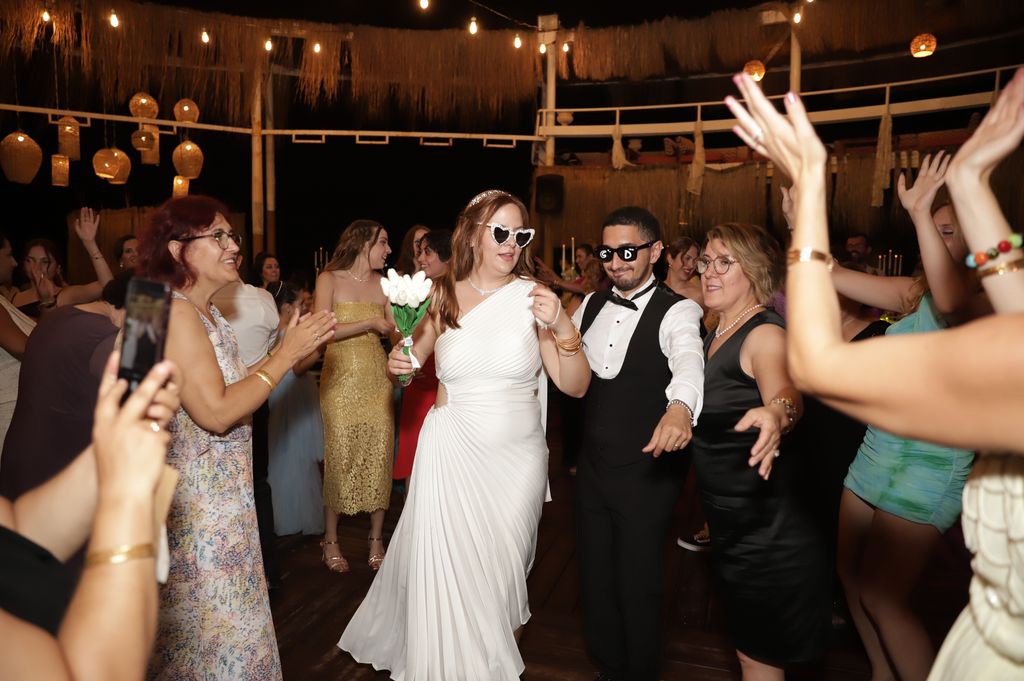 Miracle Wedding House