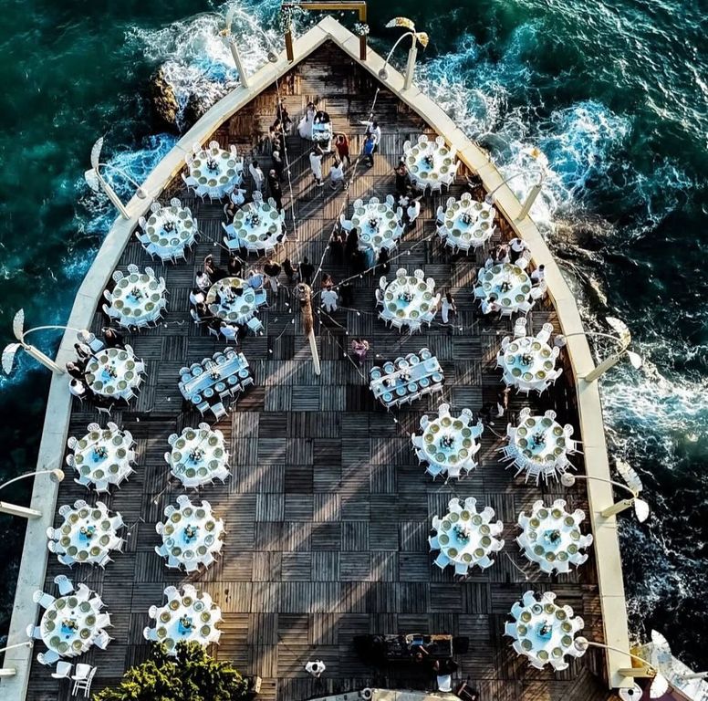 Miracle Wedding House