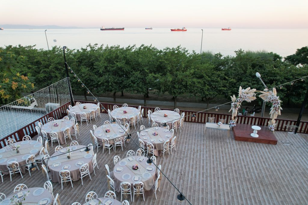 Efsunlu Davet Salonları