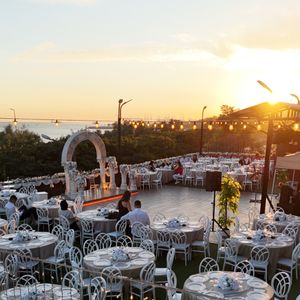 Efsunlu Davet Salonları