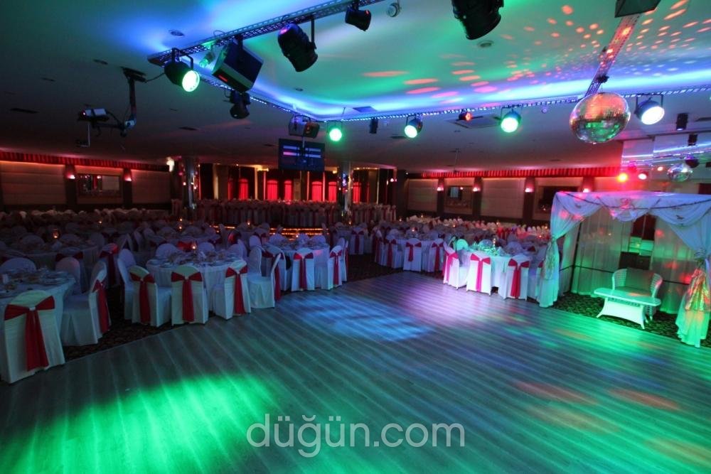 Grand Düğün ve Davet Salonları