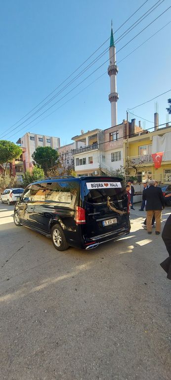 İz Air Vip Düğün Aracı