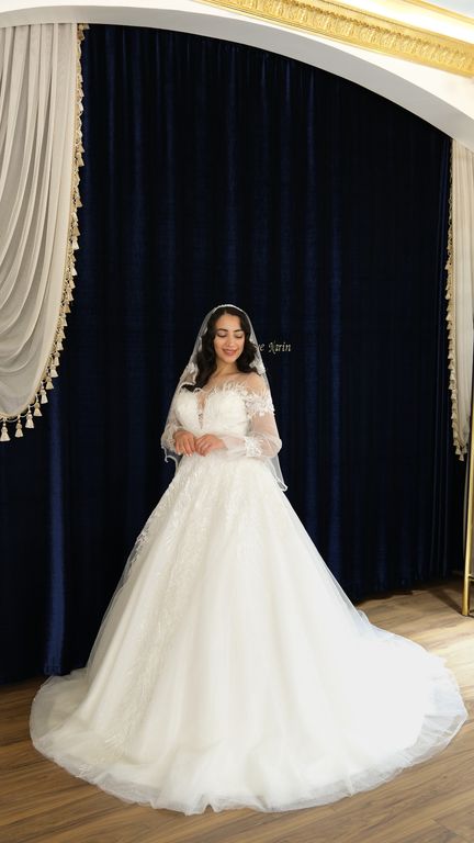 Fikriye Narin Gelinlik & Abiye