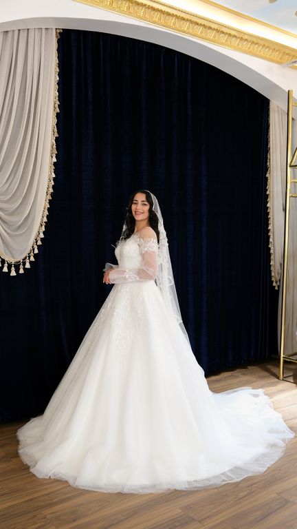 Fikriye Narin Gelinlik & Abiye