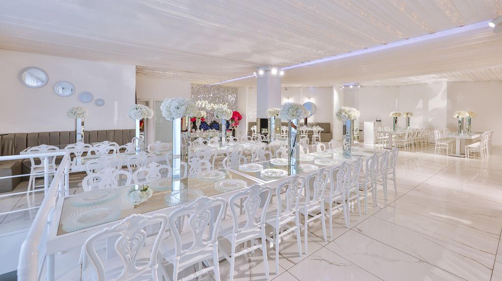 Margaret Davet & Wedding House