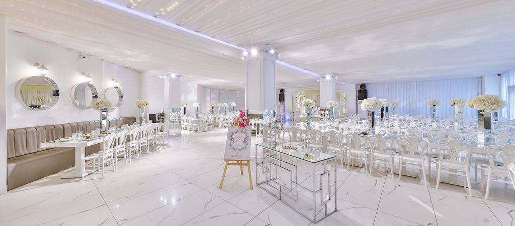 Margaret Davet & Wedding House