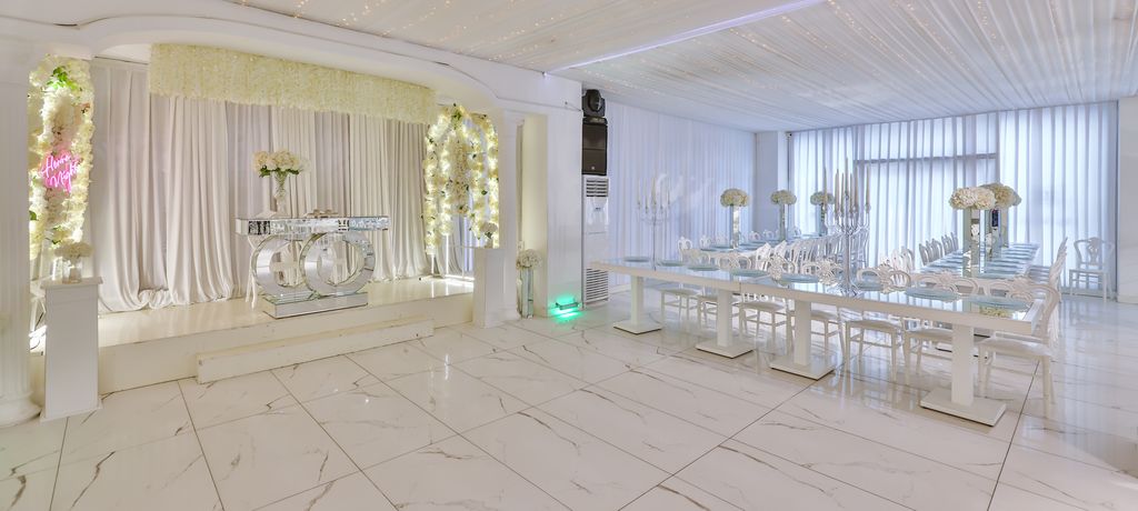 Margaret Davet & Wedding House