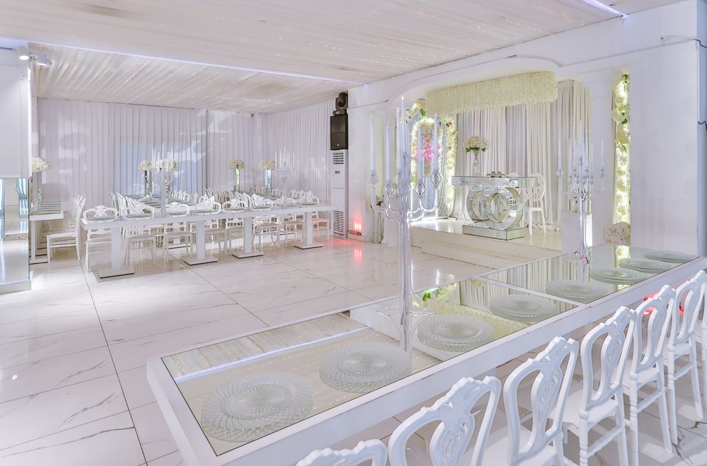 Margaret Davet & Wedding House