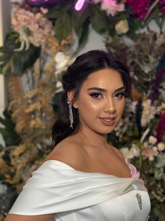 Hair Make Up Studio Mehtap Yıldırım