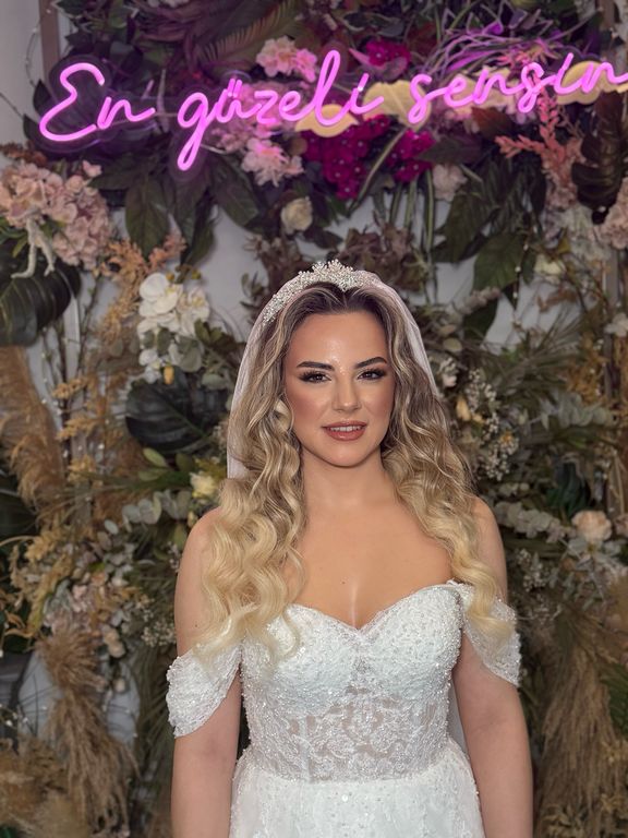 Hair Make Up Studio Mehtap Yıldırım