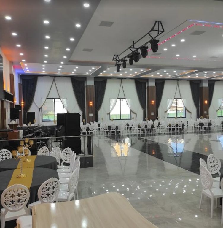 Akar Deluxe Düğün ve Konferans Salonu
