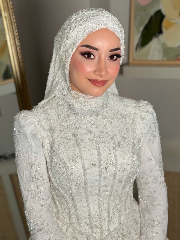 Esra Kayacan Makeup Studio - 2603935