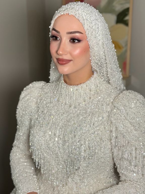 Esra Kayacan Makeup Studio - 2603937