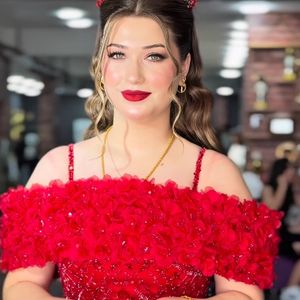Salon Podyum Songül Emektar