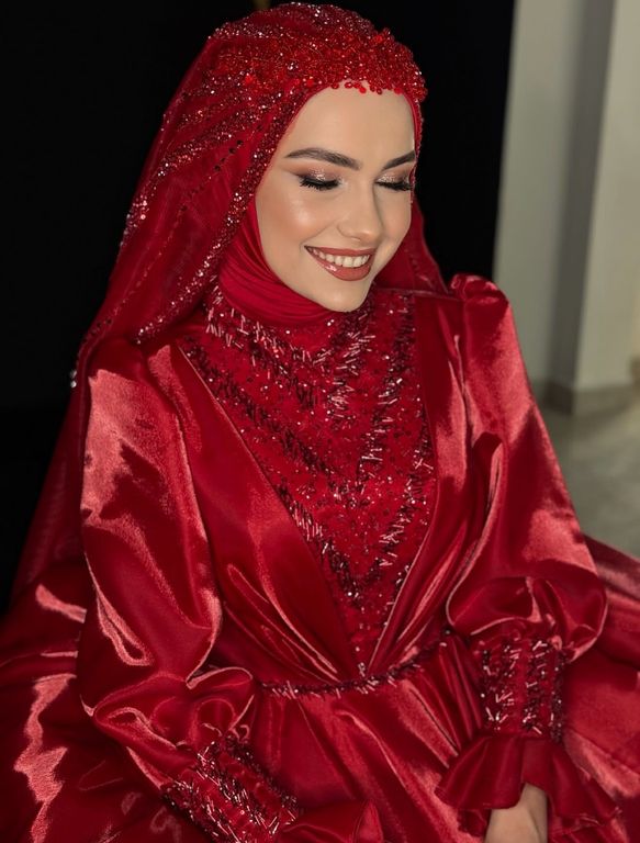 Hivda Eren Gelin Saç & Makyaj | Türban